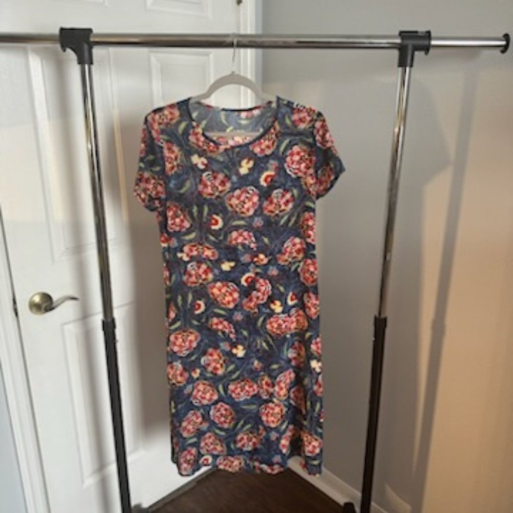 Asian Style Dress - Size Appears to be EU M - Blue with Flowers and Split bottom